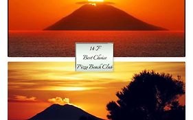 Pizzo Beach Club 14F